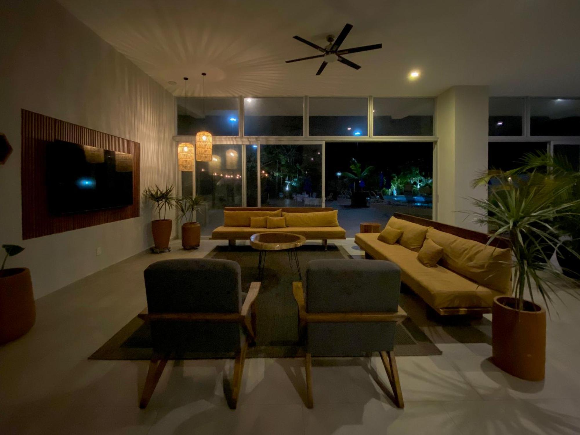 Itare Beach House Бусеріас Екстер'єр фото