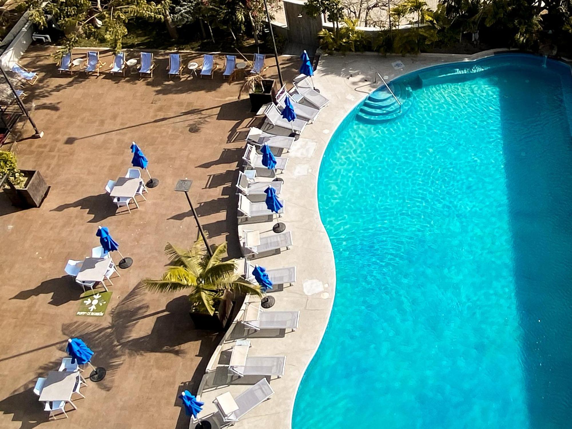 Itare Beach House Бусеріас Екстер'єр фото